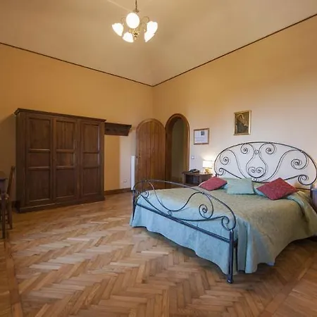Hotel La Certosa Di Pontignano 4*